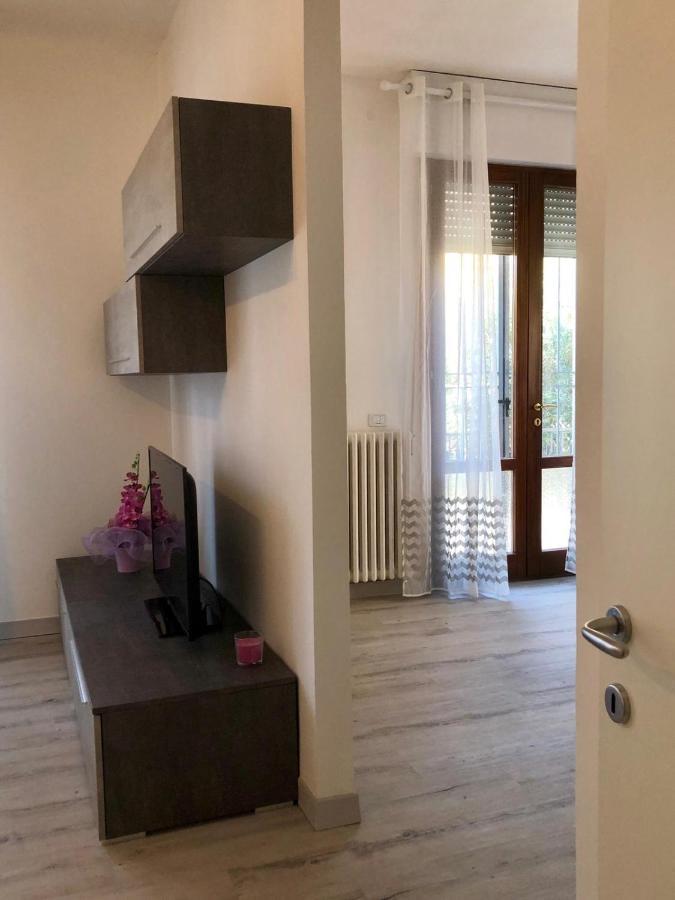 Casa "I Due Ulivi" Villa Fastiggi Pesaro Extérieur photo